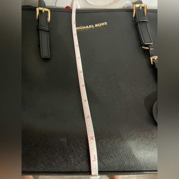 Michael Kors Jet Set Medium Travel Saffiano Leather Tote - Black 30T5GTV… - Picture 6 of 16